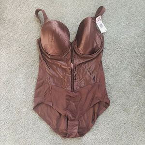 NWT Vintage Curvation Plus Size Shapewear Bodysuit w Built In Bra | 42D
